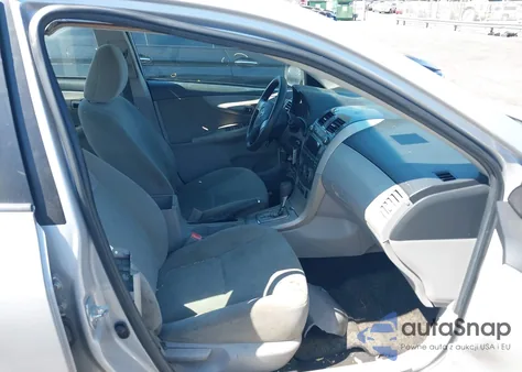 2011 Toyota Corolla Le z USA, uszkodzony, nr VIN 2T1BU4EE8BC608723